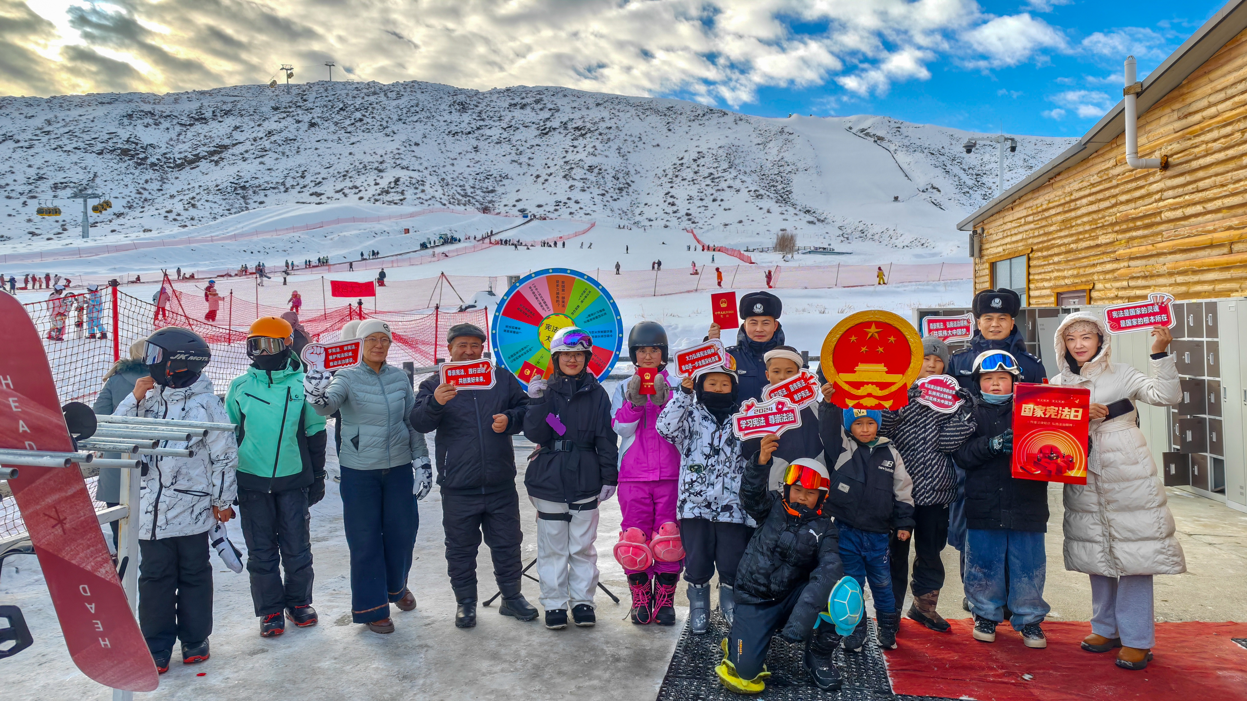 mmexport1764653797005